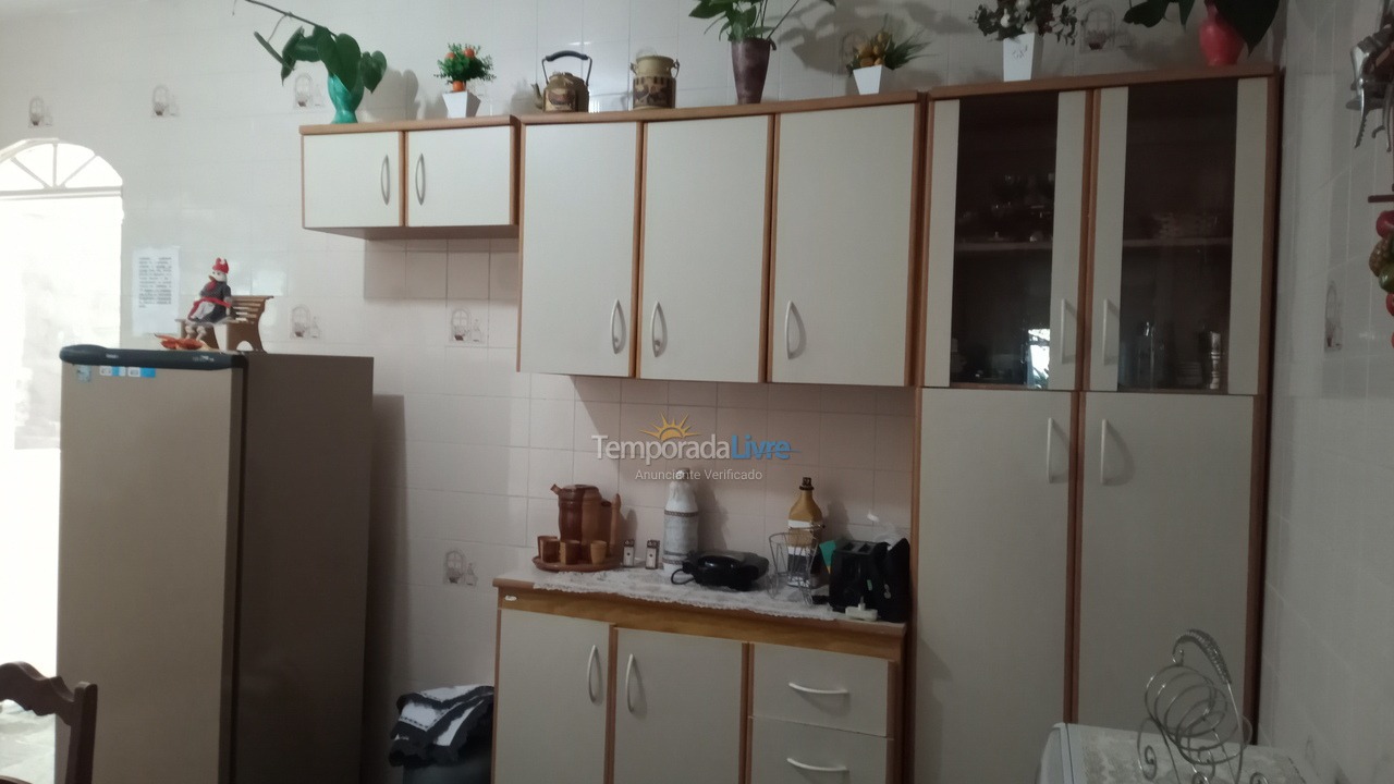 Granja para alquiler de vacaciones em Mairinque (Condomínio Porta do Sol)