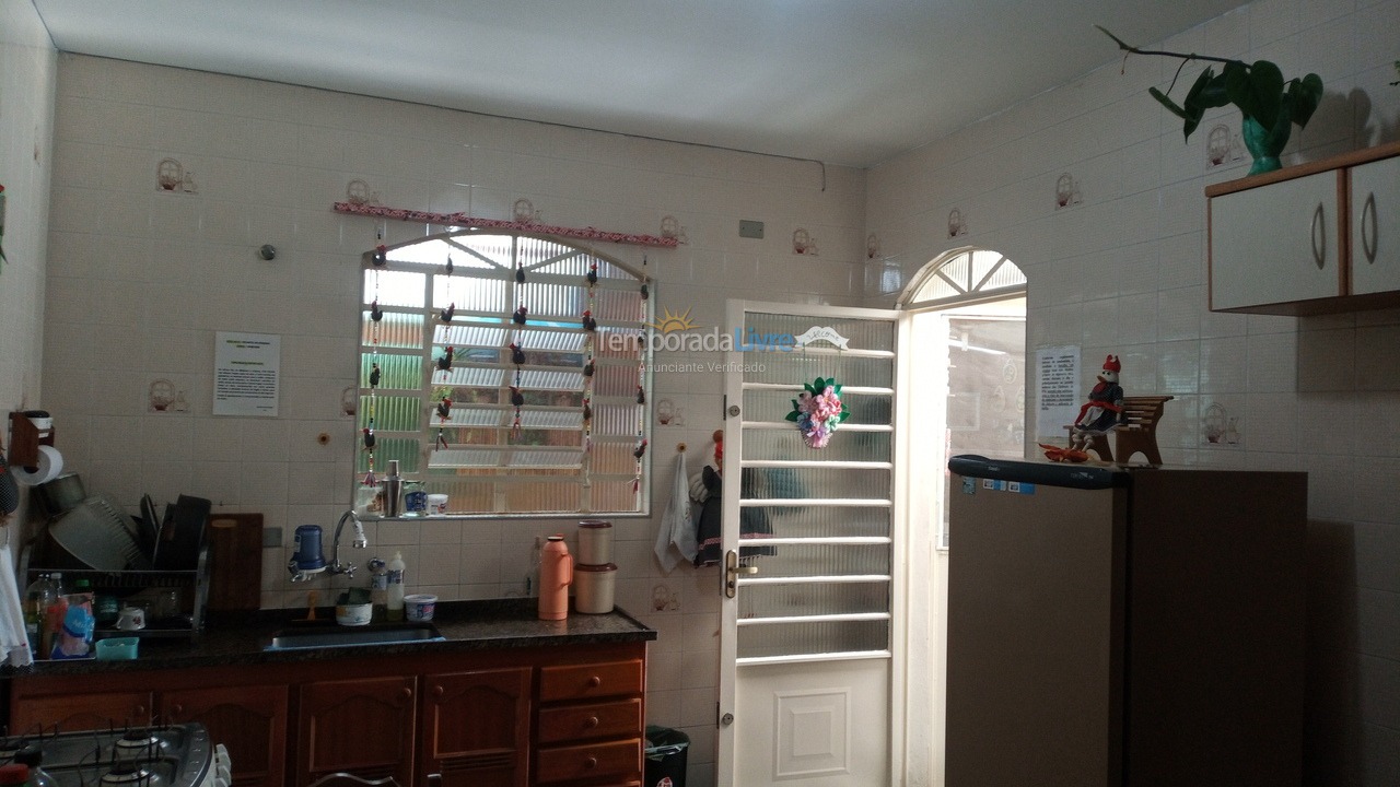 Granja para alquiler de vacaciones em Mairinque (Condomínio Porta do Sol)