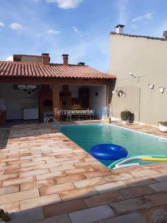 Casa para alquiler de vacaciones em Bertioga (Condominio Morada da Praia)