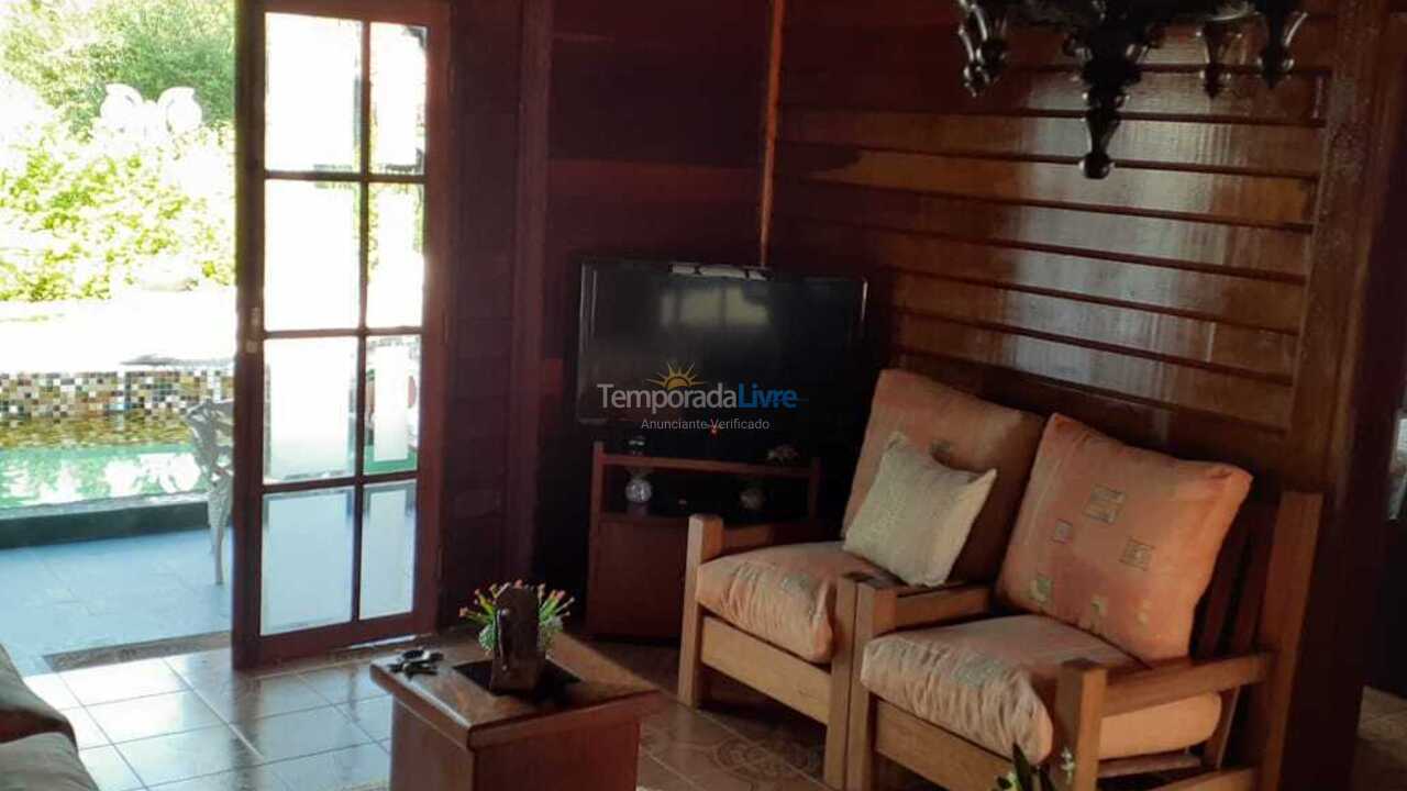 Casa para alquiler de vacaciones em Bertioga (Condominio Morada da Praia)