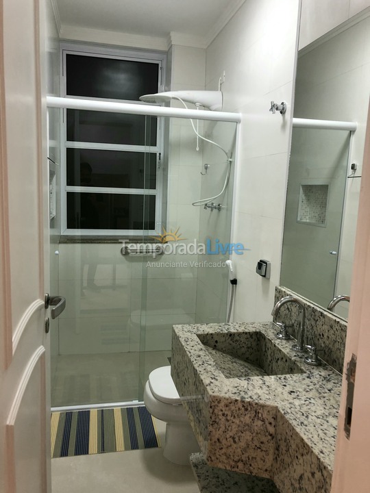 Apartamento para alquiler de vacaciones em Guarujá (Pitangueiras)