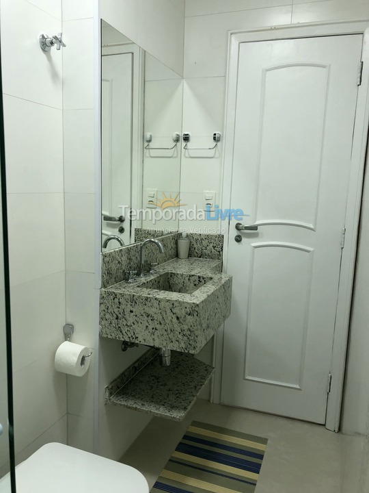 Apartamento para alquiler de vacaciones em Guarujá (Pitangueiras)