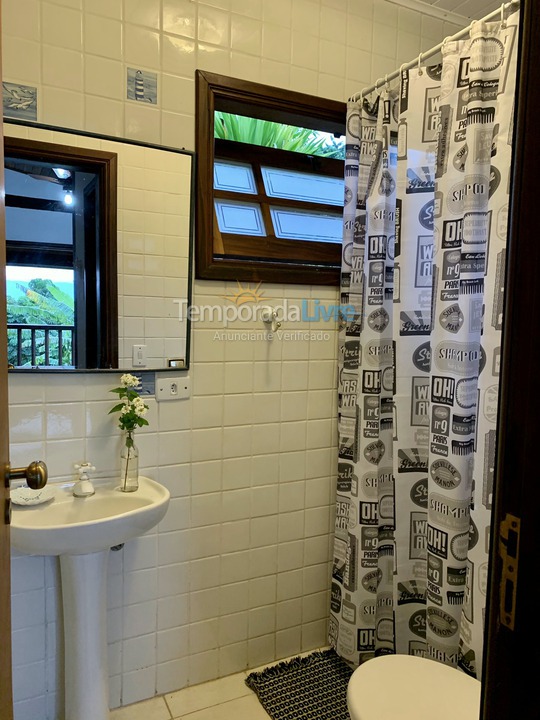 Casa para aluguel de temporada em Ilhabela (Siriúba)