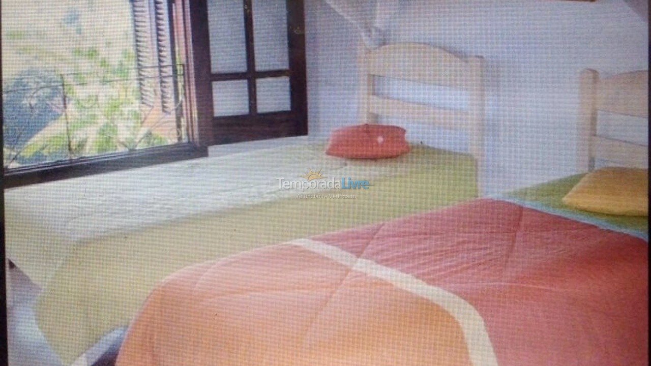 Casa para aluguel de temporada em Ilhabela (Siriúba)