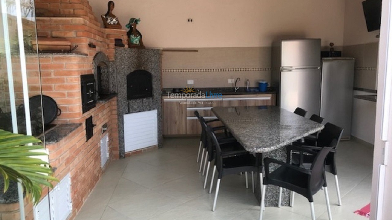 Casa para aluguel de temporada em Bertioga (Condominio Morada da Praia)