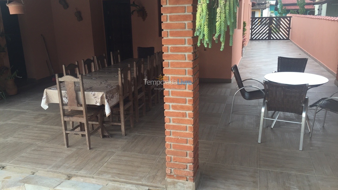 Casa para aluguel de temporada em Bertioga (Condominio Morada da Praia)