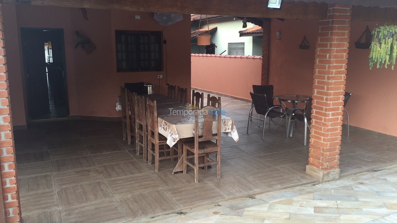 Casa para aluguel de temporada em Bertioga (Condominio Morada da Praia)