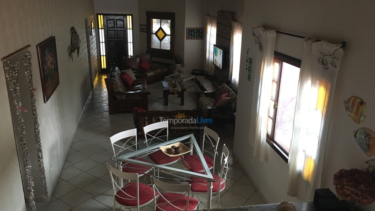 Casa para aluguel de temporada em Bertioga (Condominio Morada da Praia)