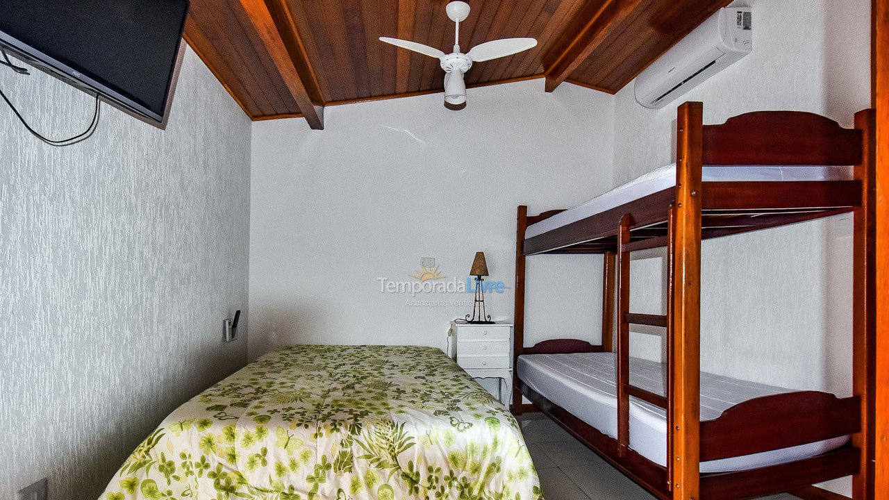 House for vacation rental in Ubatuba (Praia do Tenório)