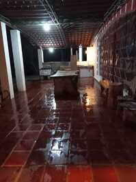 Sitio con piscina en Atibaia-SP