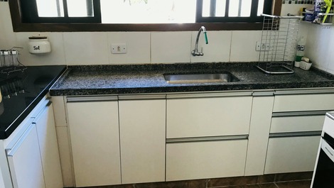 Sitio con piscina en Atibaia-SP