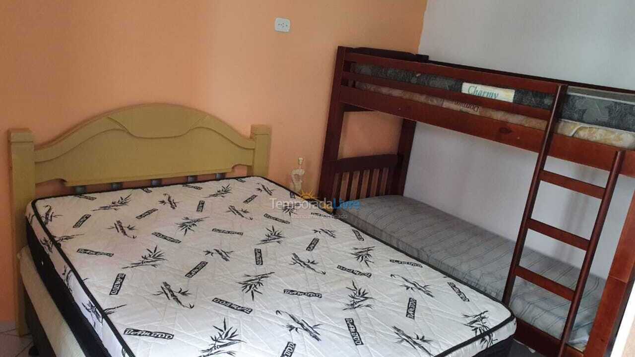 Apartamento para aluguel de temporada em Praia Grande (Guilhermina)