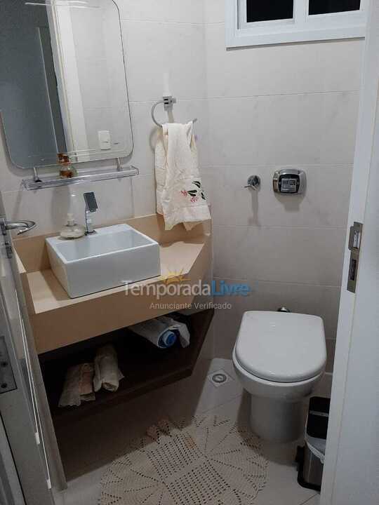 Apartamento para alquiler de vacaciones em Itapema (Meia Praia)