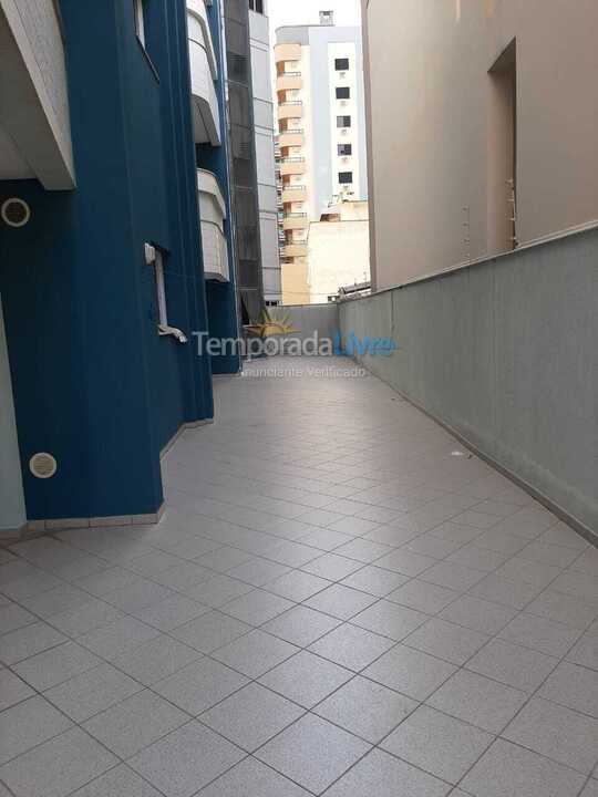 Apartamento para alquiler de vacaciones em Itapema (Meia Praia)