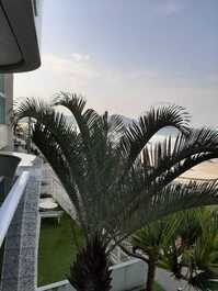 Apartamento de 04 habitaciones frente al mar