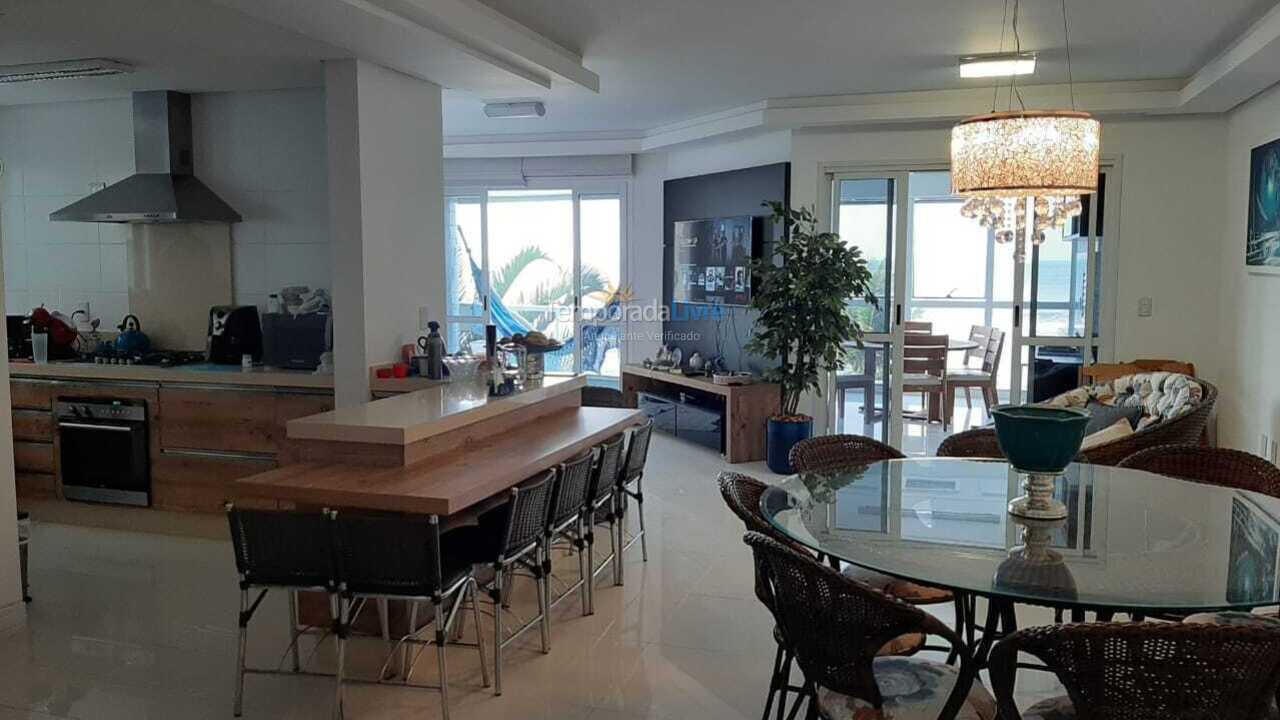 Apartamento para alquiler de vacaciones em Itapema (Meia Praia)