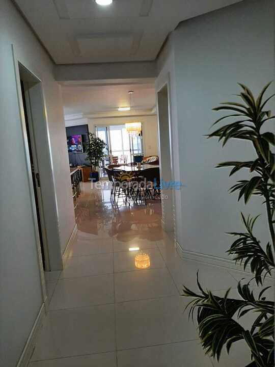 Apartamento para alquiler de vacaciones em Itapema (Meia Praia)