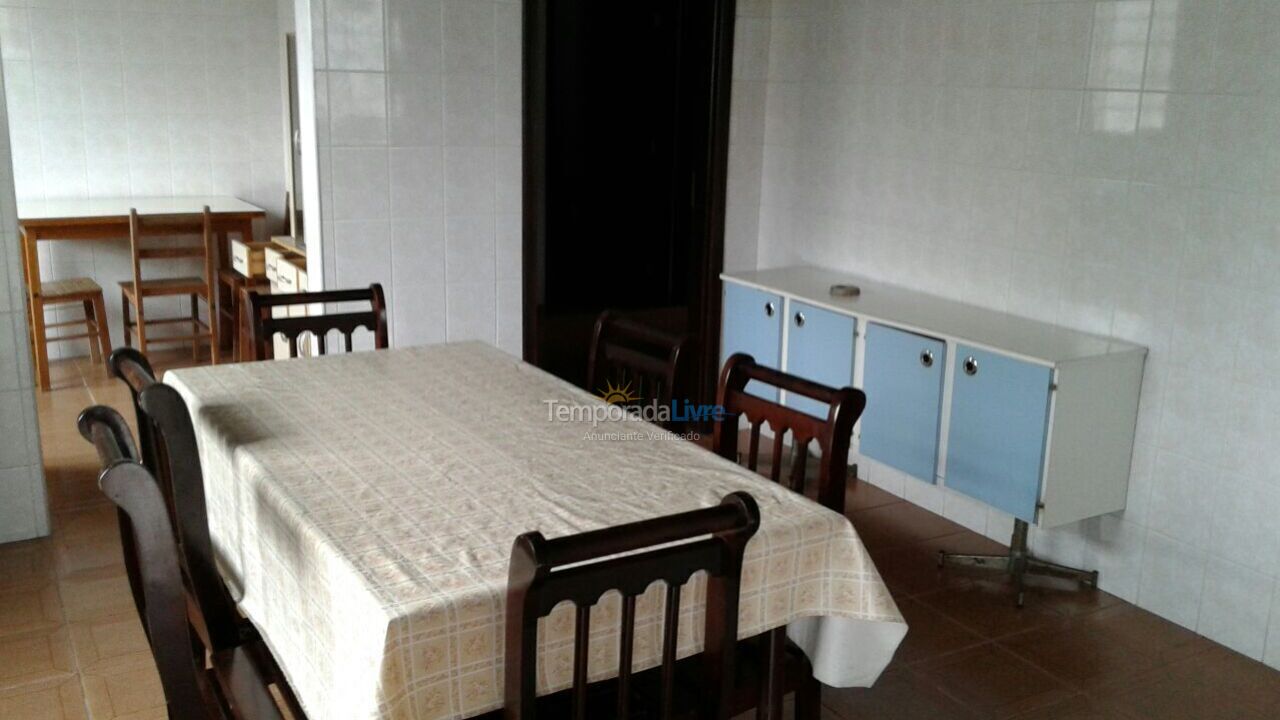 House for vacation rental in Ubatuba (Centro)