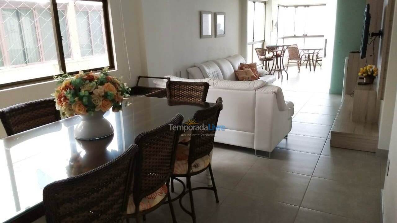 Apartment for vacation rental in Itapema (Meia Praia)