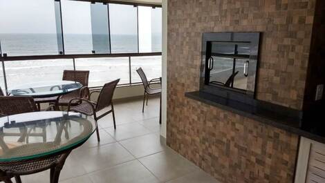 Apartamento para alugar em Itapema - Meia Praia