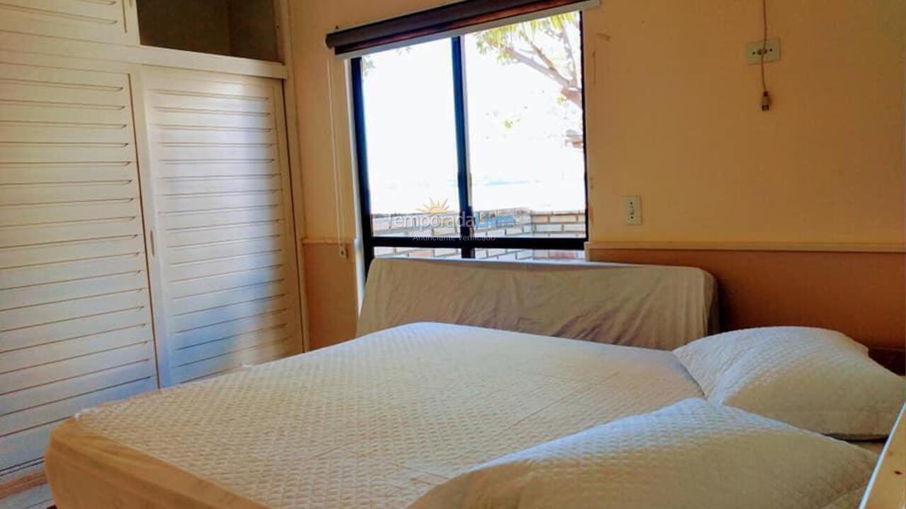 Casa para aluguel de temporada em Bombinhas (Praia de Bombas)