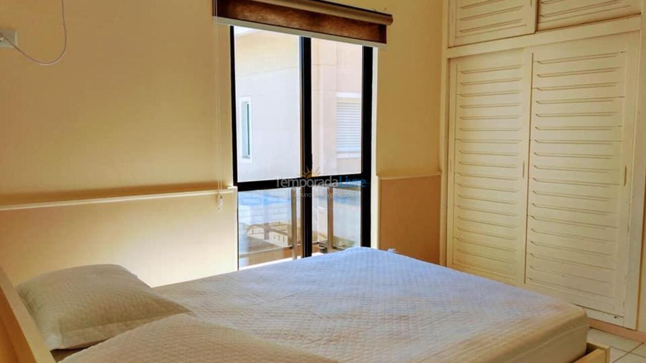 Casa para aluguel de temporada em Bombinhas (Praia de Bombas)