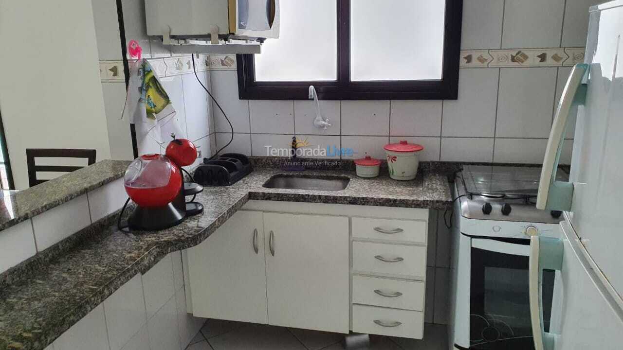 Apartamento para aluguel de temporada em Praia Grande (Vila Guilhermina)