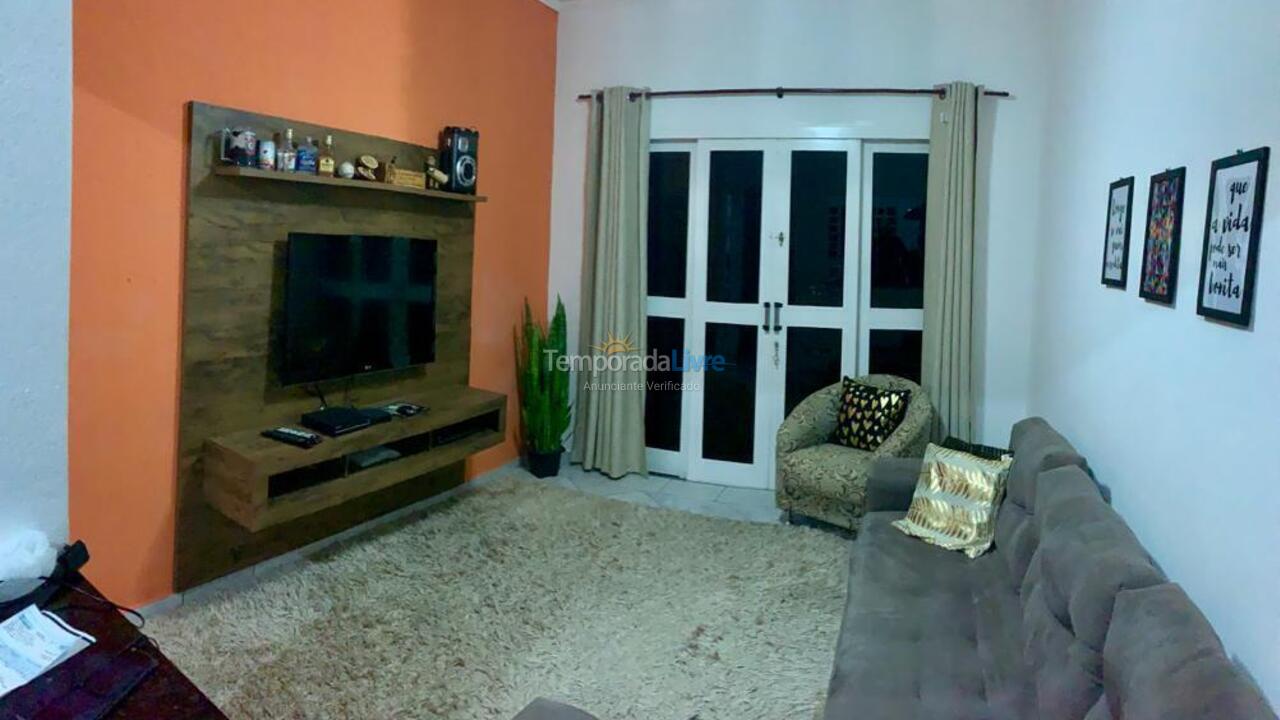 Apartment for vacation rental in Ubatuba (Umuarama Centro)