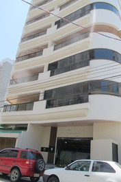 A bedroom Meia Praia Itapema SC