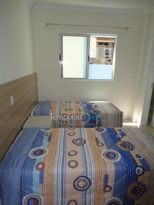 Apartamento para aluguel de temporada em Itapema (Meia Praia)