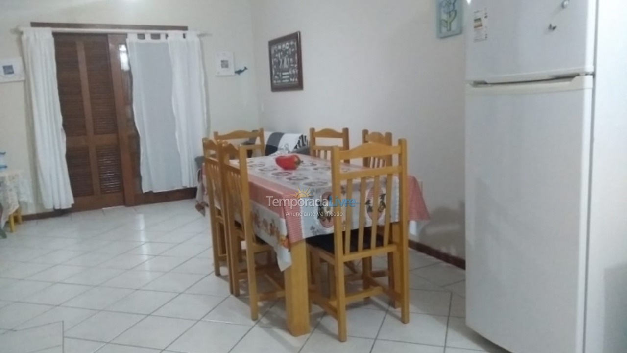 Apartamento para alquiler de vacaciones em Bombinhas (Praia de Bombinhas)