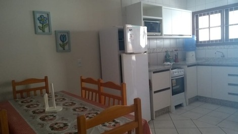 sala e cozinha acoplados