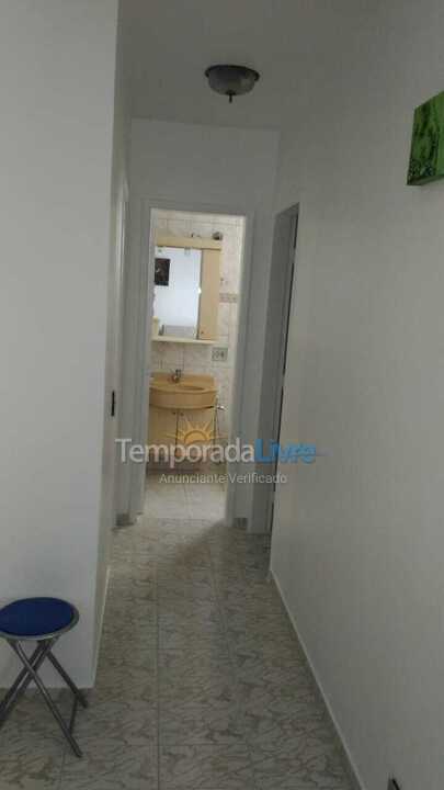 Apartamento para aluguel de temporada em Guarujá (Pitangueiras)