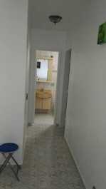 Apto 02 Dormitórios, Pitangueiras, Guarujá,a uma quadra da Praia