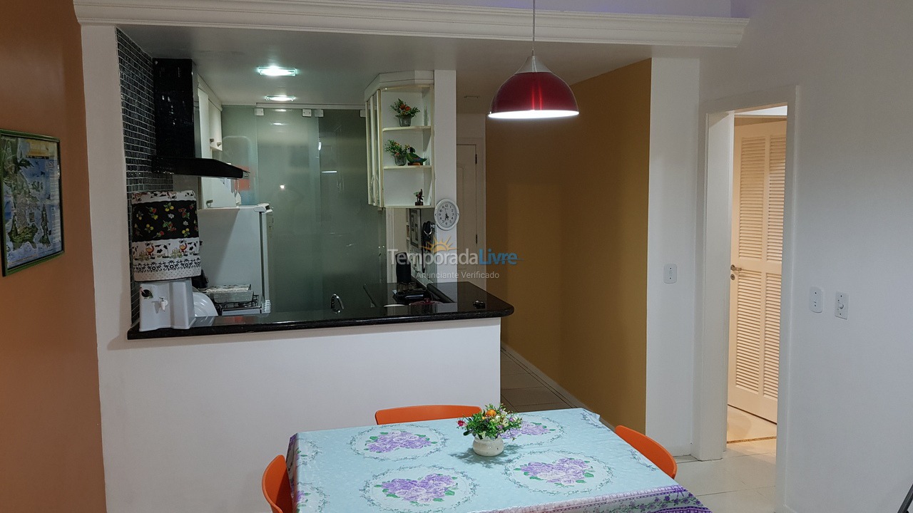 Apartamento para aluguel de temporada em Arraial do Cabo (Prainha)