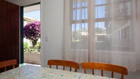 Cozy and Close to the Beach Wifi + NETFLIX