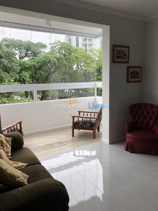 Apartamento para aluguel de temporada em Caraguatatuba (Centro)