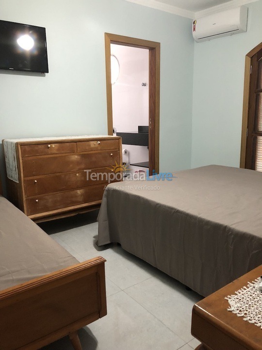 Apartamento para aluguel de temporada em Caraguatatuba (Centro)