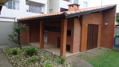 Linda casa térrea com AC nos 3 quartos