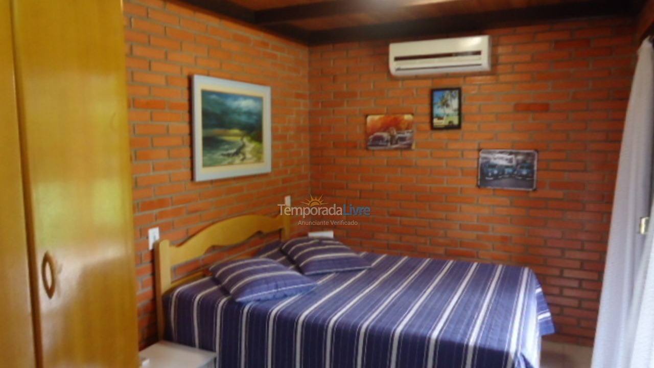 Casa para aluguel de temporada em São Francisco do Sul (Enseada)