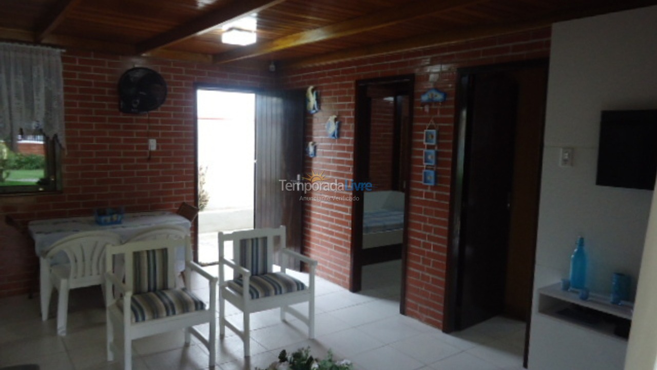 Casa para aluguel de temporada em São Francisco do Sul (Enseada)