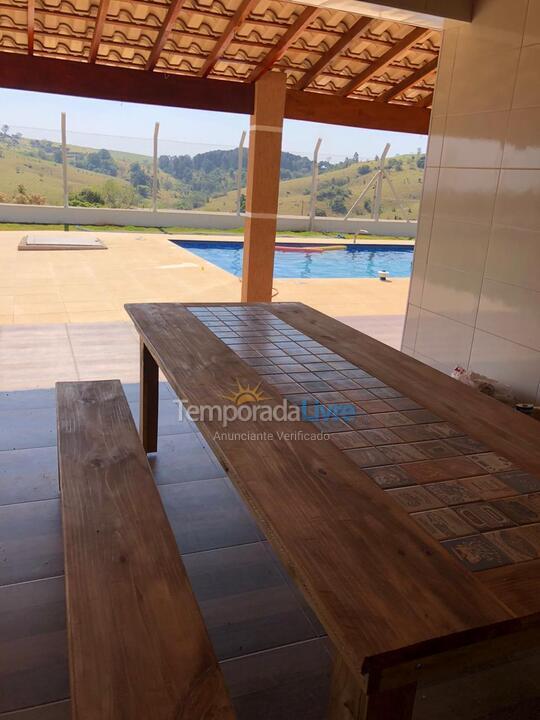 Chácara / sítio para aluguel de temporada em Mairinque (Dona Catarina Km Rod Castelo Branco)