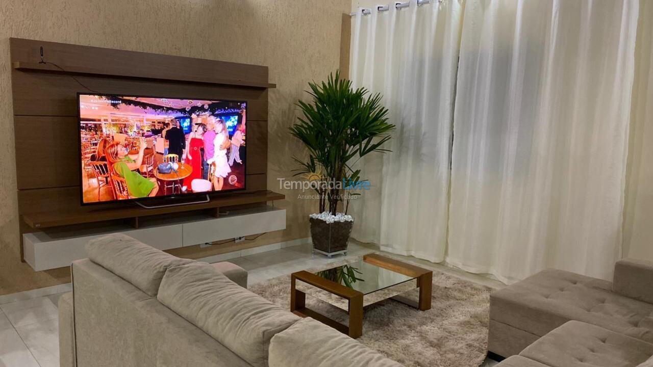 Chácara / sítio para aluguel de temporada em Mairinque (Dona Catarina Km Rod Castelo Branco)