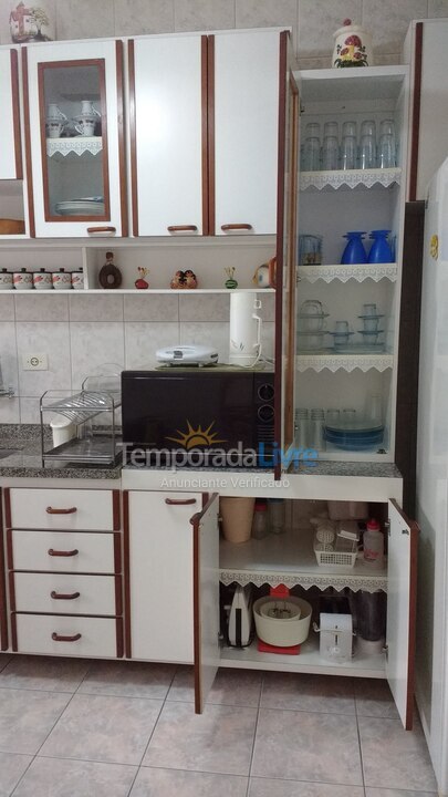 Apartment for vacation rental in Praia Grande (Vila Tupi)