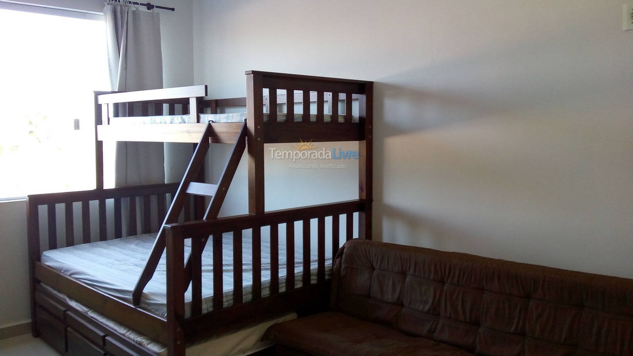 Apartment for vacation rental in Praia Grande (Vila Tupi)