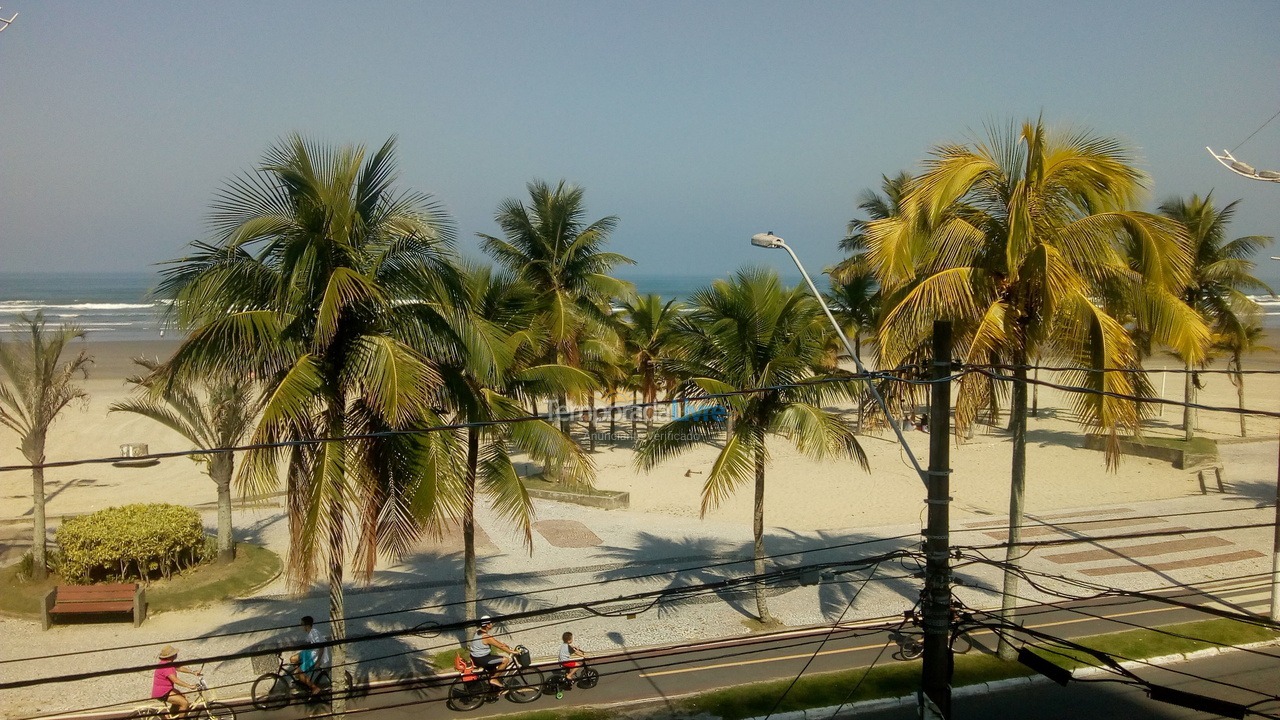 Apartment for vacation rental in Praia Grande (Vila Tupi)