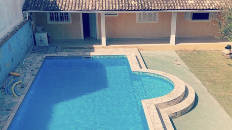 LINDA CASA NO CONDOMINIO