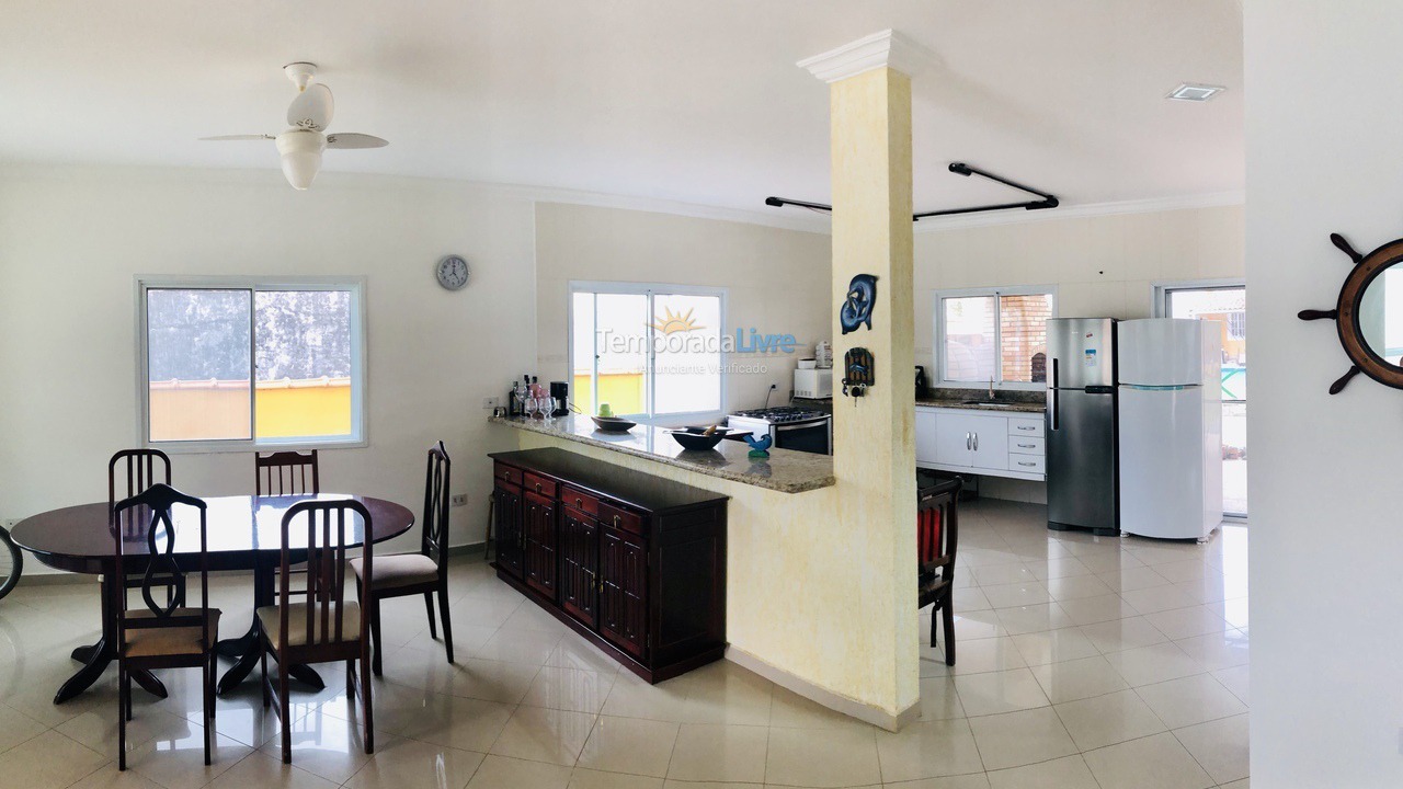 Casa para aluguel de temporada em Bertioga (Boraceia)