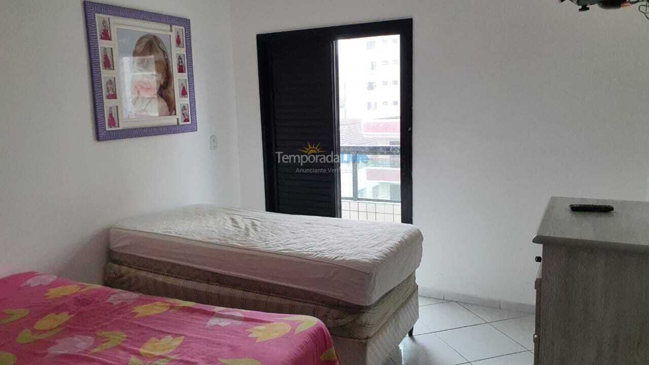 Apartamento para aluguel de temporada em Praia Grande (Vila Guilhermina)