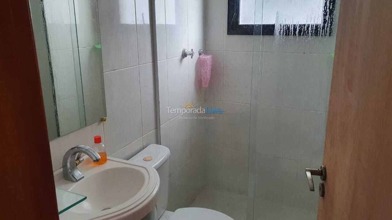 Apartamento para aluguel de temporada em Praia Grande (Vila Guilhermina)